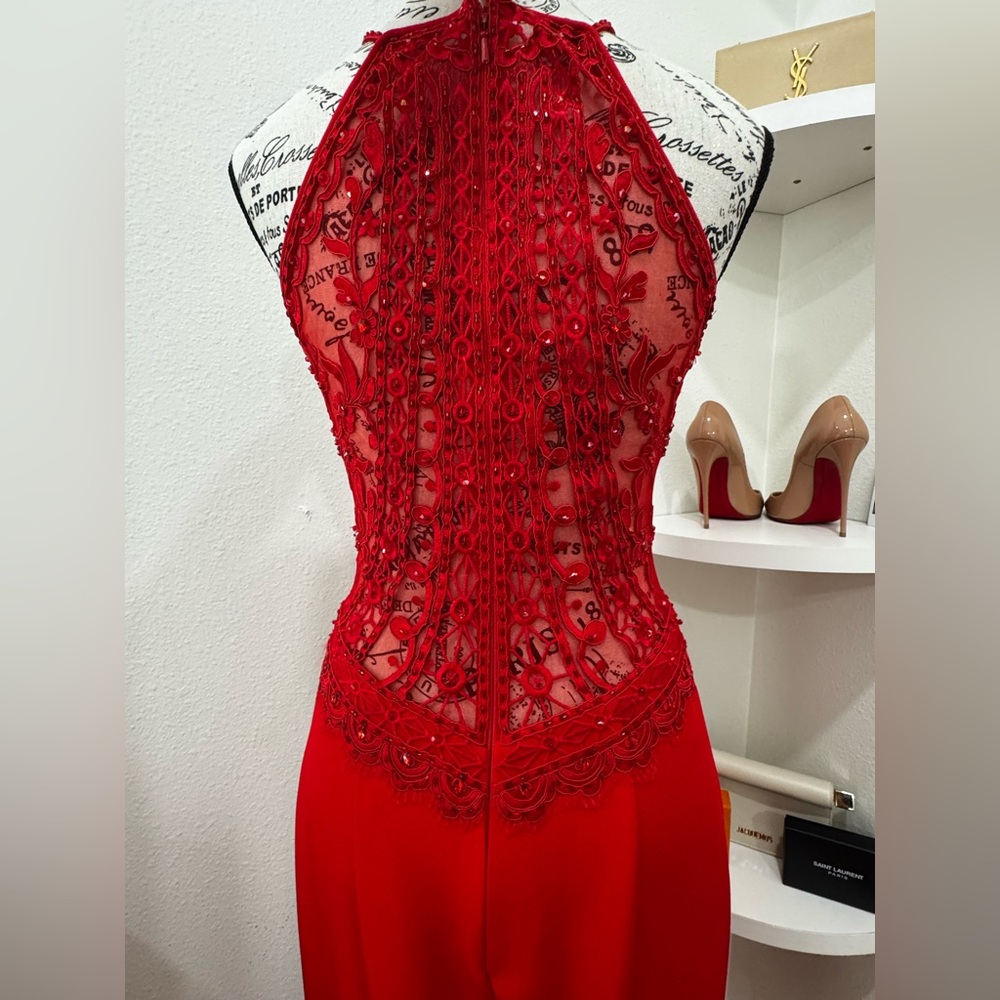 Faviana Red Sweetheart Neckline Sleeveless Prom Gown - Picture 9 of 9